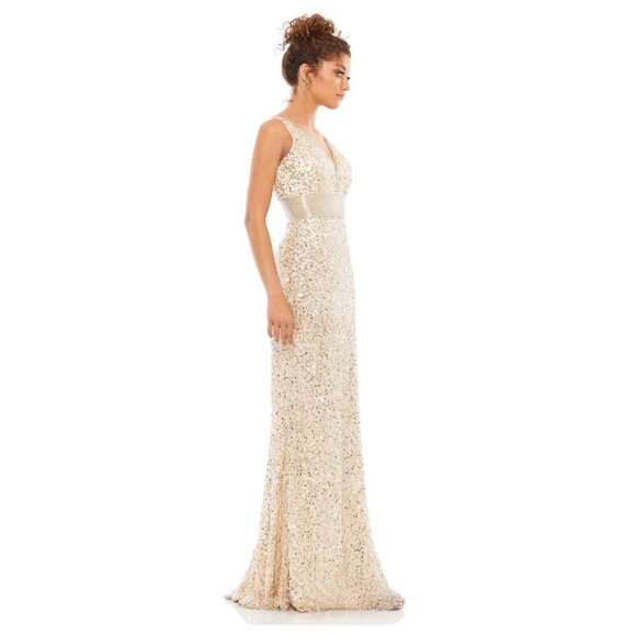 MAC DUGGAL Sequined Sleeveless V Neck Column Gown in Nude Gold Size US 2 - Picture 11 of 16